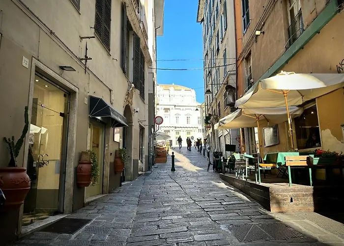 Pollaiuoli 9 - Acquario - Genovabb It *